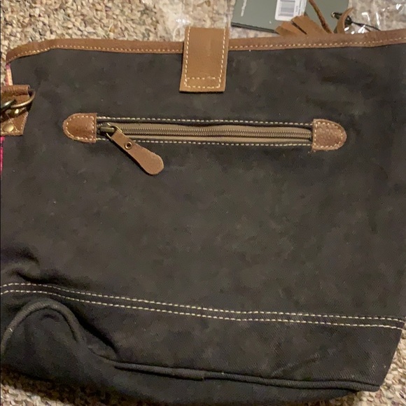 Myra Rosy handmade upcycled leather and canvas bag - Picture 6 of 9